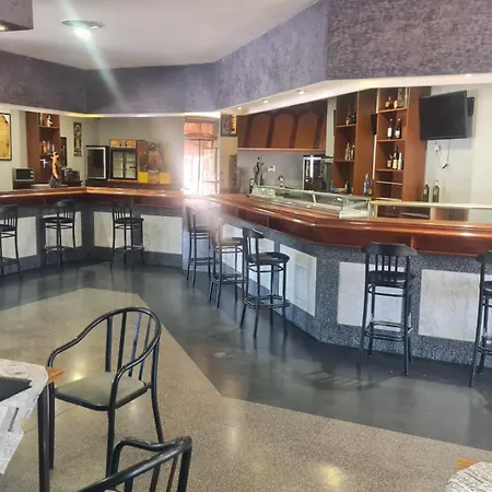 - Restaurante Arcos Ataquines