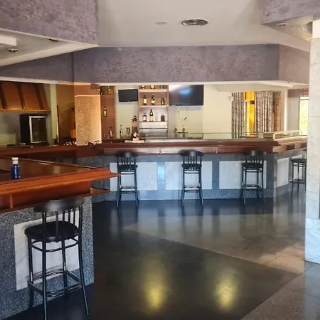 Pensjonat - Restaurante Arcos