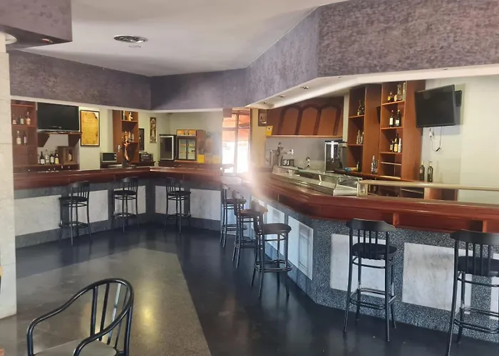 - Restaurante Arcos * Ataquines